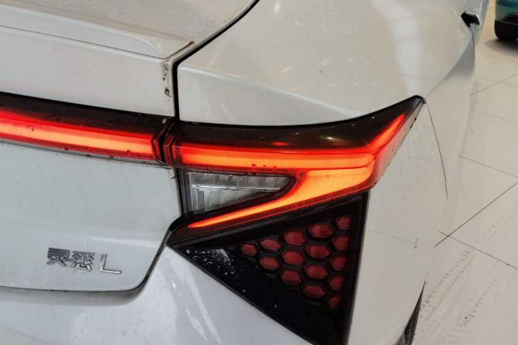 Used Lingxi L 2024 Player No. 1 Edition Right Rear Taillight