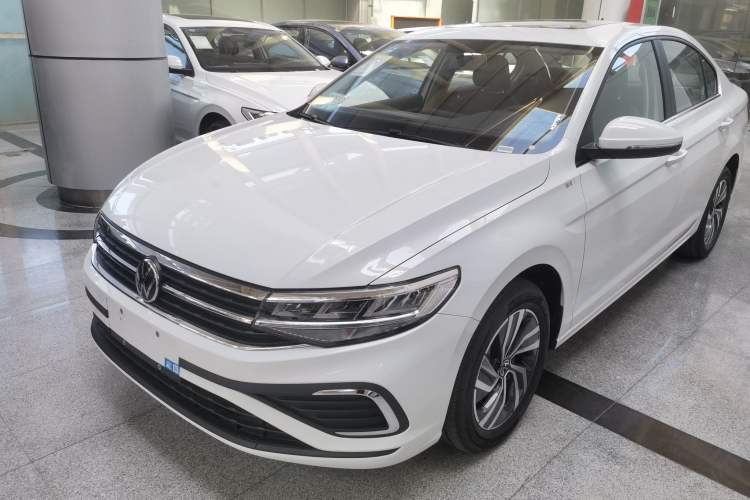 Used Volkswagen Bora 2025 Facelifted 200TSI DSG Yuexing Navigation Edition