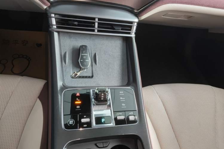 Used BYD Seal 2023 DM-i 1.5T 121km Prestige Model