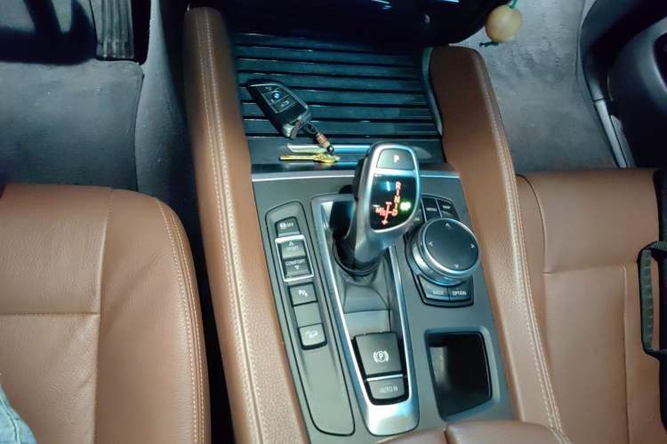 Used BMW X6 2017 xDrive35i Leading Model Gear Lever