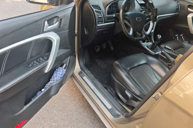 Used Geely Auto Emgrand 2016 Sedan 1.5L Manual Upward Edition