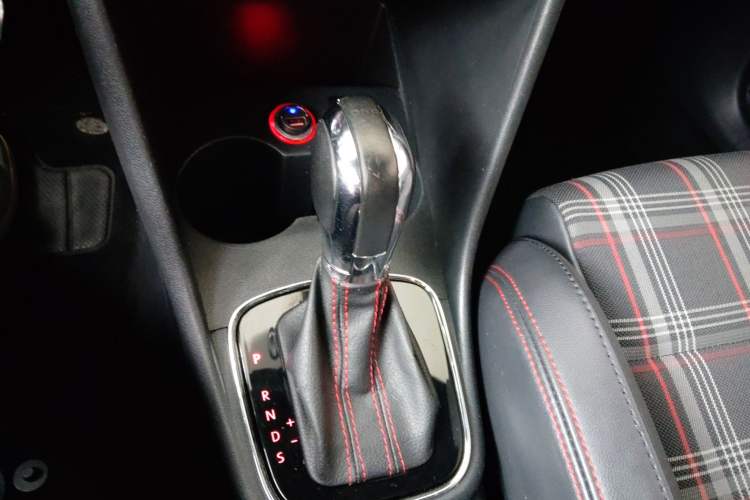 Used Volkswagen Polo 2015 1.4TSI GTI
