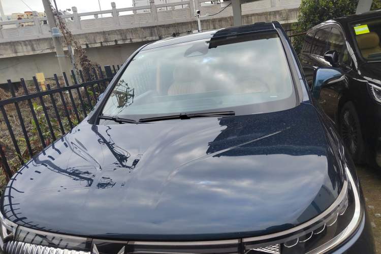 Used VOYAH Dream 2024 PHEV Ultra-Long Range Flagship Edition
