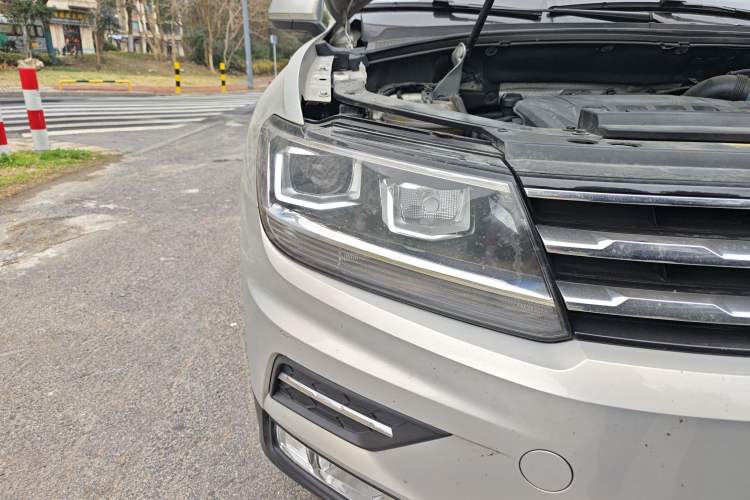 Used Volkswagen Tiguan L 2021 330TSI Automatic Two-Wheel Drive Smart Edition