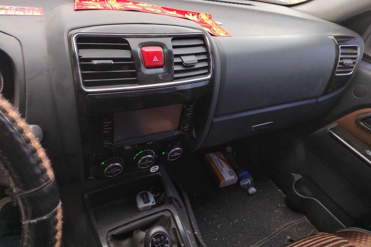 Used Great Wall Wingle 5 2013 2.4L European Version Two-Wheel Drive Elite Edition Big Double Cab – 4G69S4N