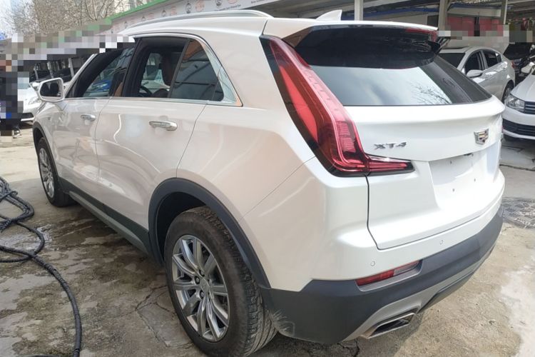 Used Cadillac XT4 2018 28T Two-Wheel-Drive Luxury Model