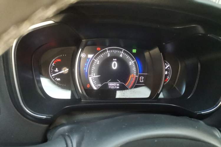 Used Renault Koleos 2017 2.5L 4x4 Flagship Edition
