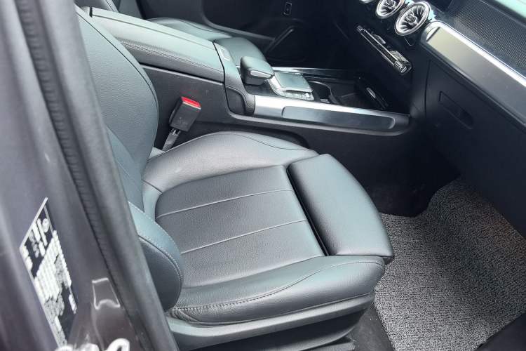 Used Mercedes-Benz EQB 2022 EQB 260 Right Front Seat