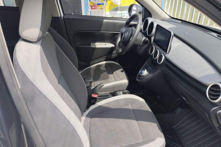 Used ORA Black Cat 2021 301 km Basic Version
