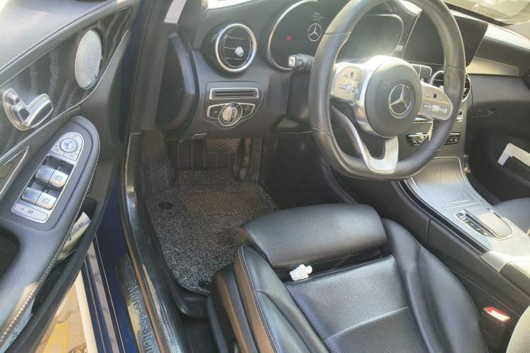 Used Mercedes-Benz C-Class 2020 C 200 L Fashion Edition Sport Version Driver Seat