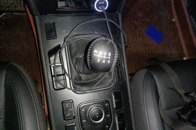 Used Haval H6 Coupe 2016 Blue Label 1.5T Manual Two-Wheel Drive Urban Model