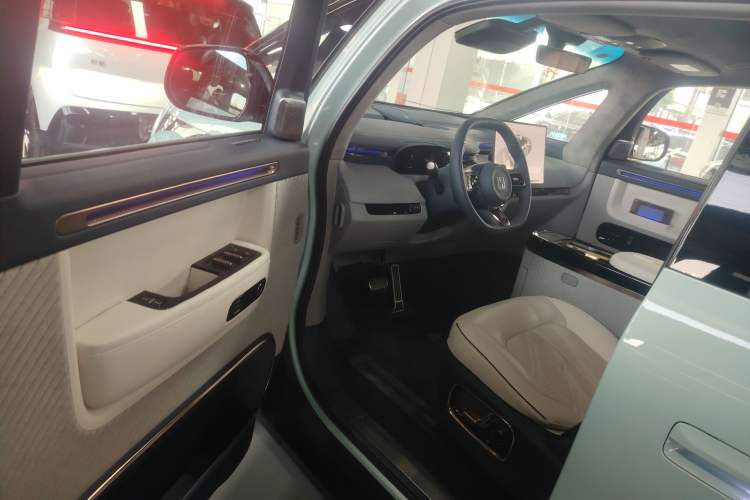 Used Zeekr MIX 2025 Long-Range Intelligent Driving Edition
