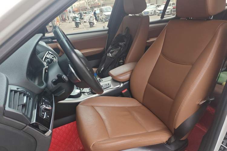 Used BMW X4  Left Front Seat