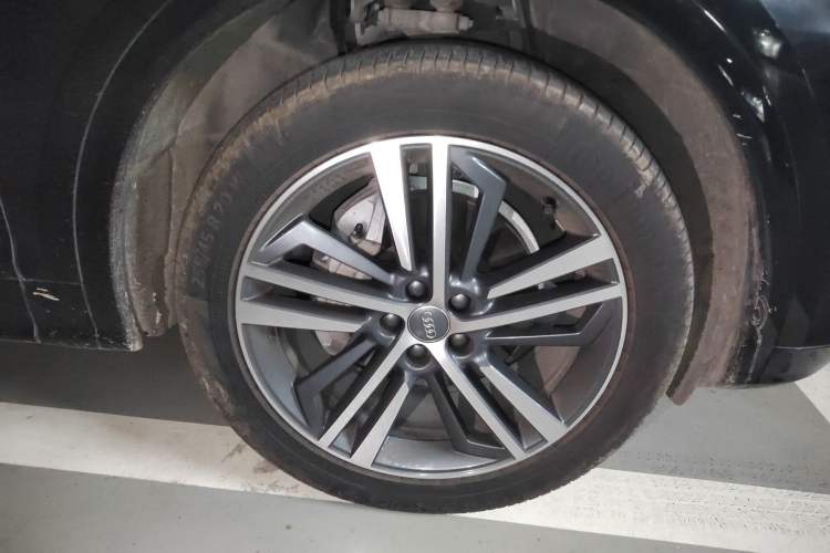 Used Audi Q5L 2020 Updated 40 TFSI Prestige Fashion Edition