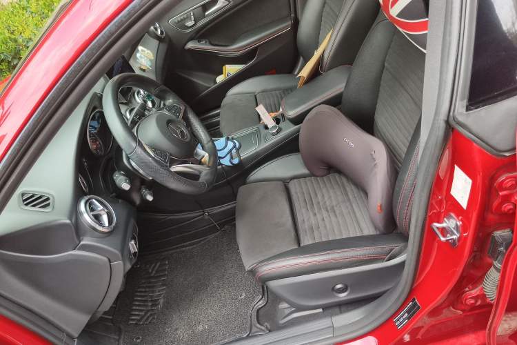 Used Mercedes-Benz CLA 2018 CLA 220 4MATIC
