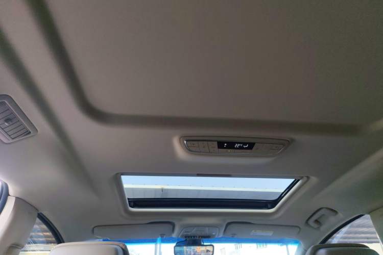 Used Buick GL8 2023 ES Lu Zun Deluxe Model
