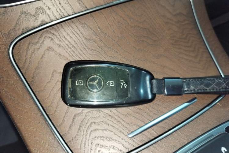 Used Mercedes-Benz E-Class 2021 Restyled E 300 L Luxury Edition