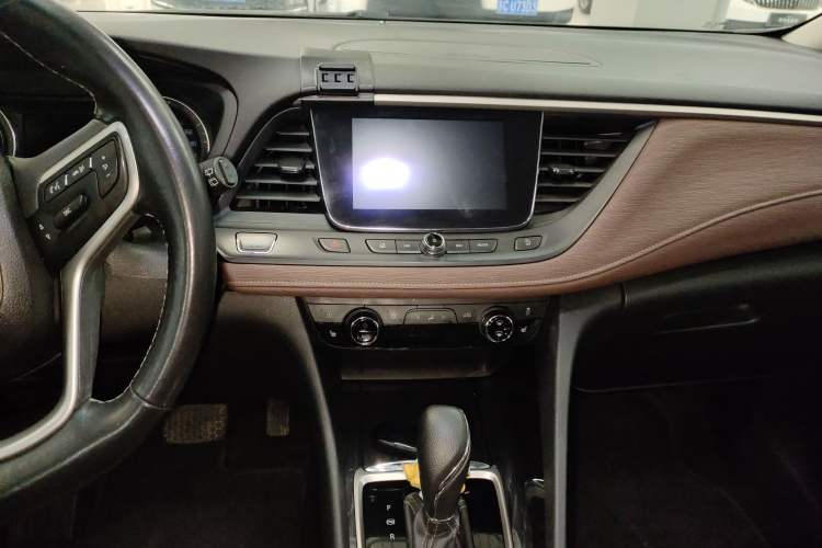 Used Buick GL6 2019 18T 6-Seater Connected Luxury Version China VI Standard