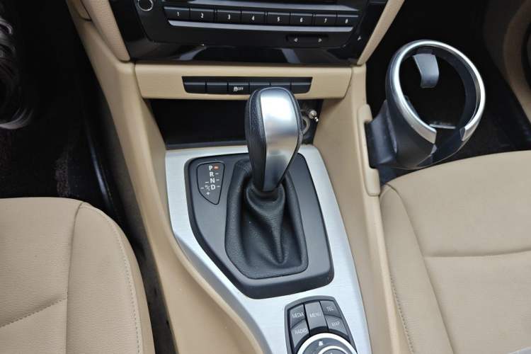 Used BMW X1 2013 sDrive18i Leading Model

