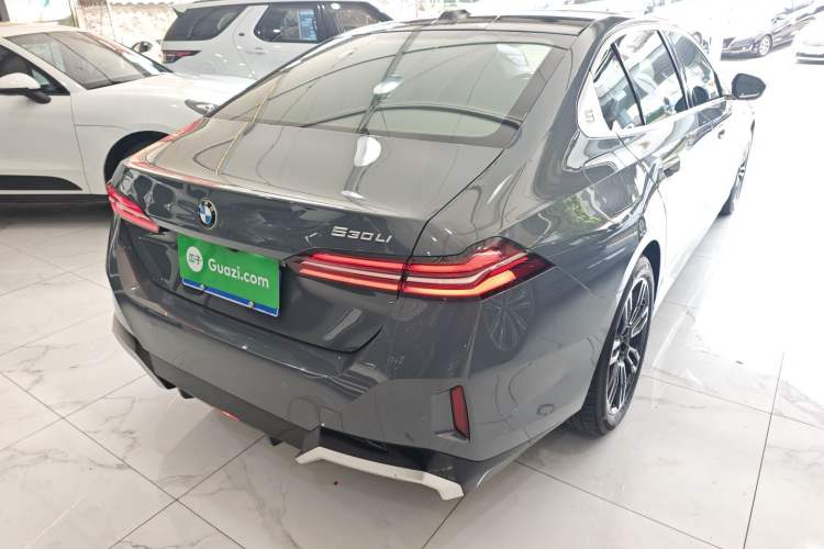 Used BMW 5 Series 2024 530Li Leading Model M Sport Package