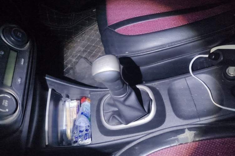 Used Nissan Sylphy 2012 1.6XE Manual Comfort Edition Gear Lever