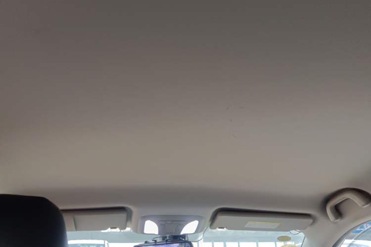 Used Dongfeng Aeolus AX4 2017 1.4T DCT Trendy & Stylish Model
