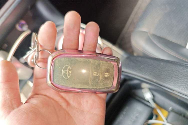 Used Toyota Highlander 2017 2.0T Four-Wheel Drive Luxury Edition 7 Seats