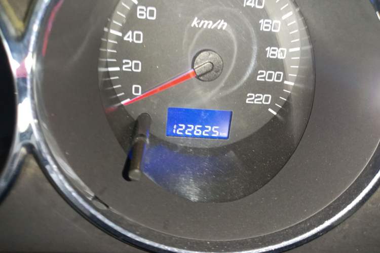 Used Dongfeng Aeolus H30 2012 CROSS 1.6L Manual Luxury Model