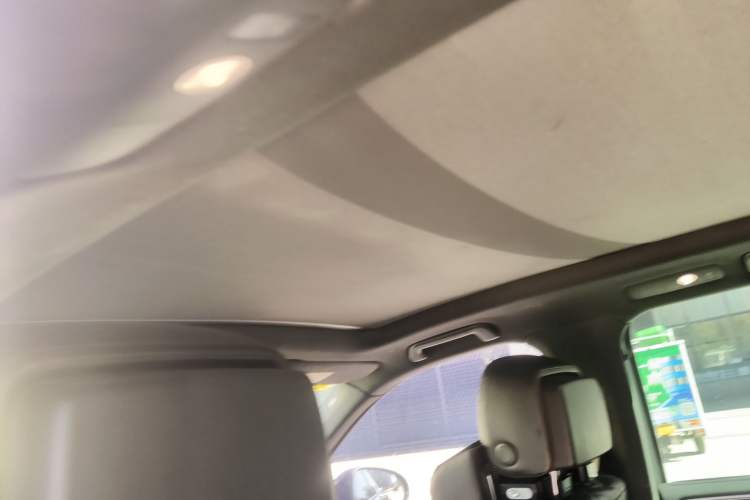 Used Volkswagen Touareg 2017 3.0 TSI Expedition Edition Headliner