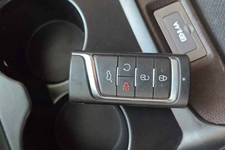 Used GAC Trumpchi M6 2019 270T Automatic Luxury Edition (7-seater) China V Standard
