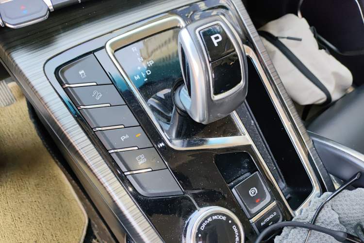 Used Geely Auto Emgrand X7 Sport 2020 1.8TD DCT Smart PRO