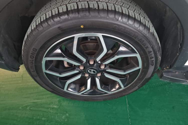 Used Soueast DX5 2019 1.5L Manual Luxury Version
