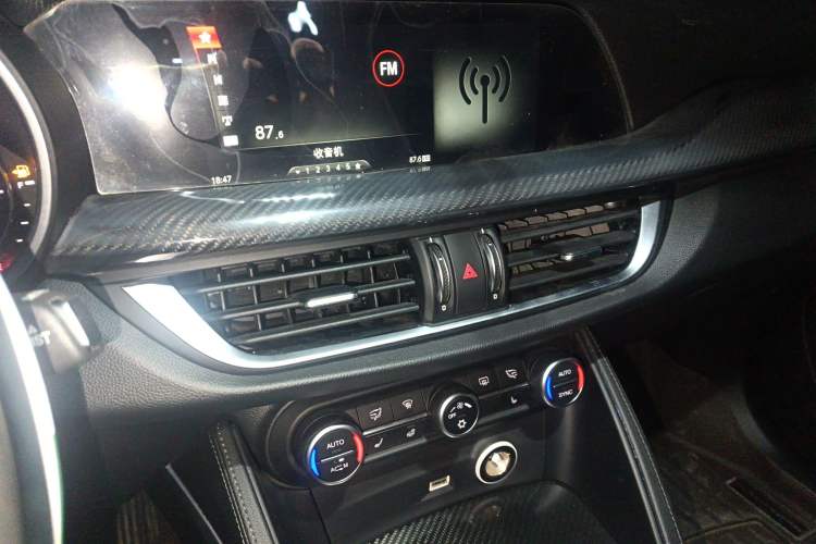 Used Alfa Romeo Stelvio 2017 2.0T 200HP Elite Edition