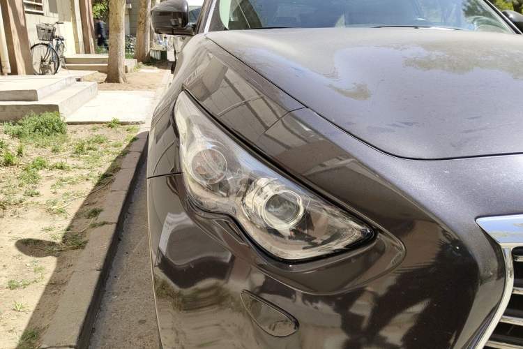 Used Infiniti QX70 2013 3.7L Standard Edition Right Front Headlight