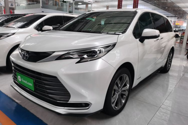 Used Toyota Sienna 2021 2.5L Hybrid Premium Edition