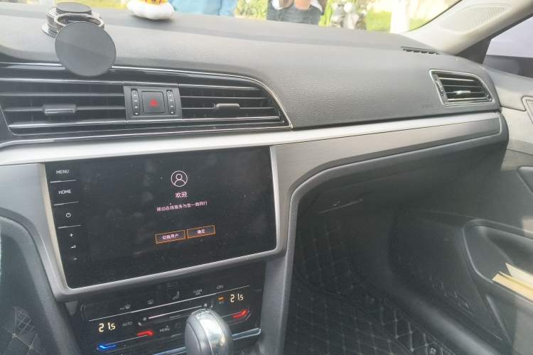 Used Volkswagen Lamando 2021 Revised Version 280TSI DSG Comfort Edition Audio And AC Panel