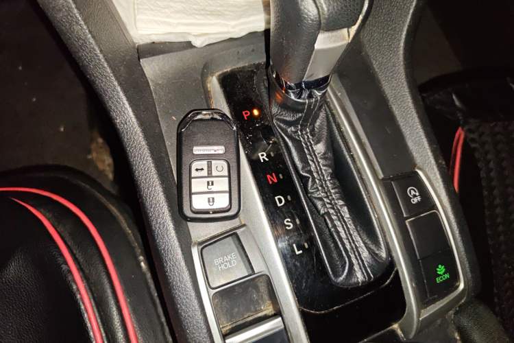 Used Honda Civic 2016 220TURBO CVT Luxury Edition
