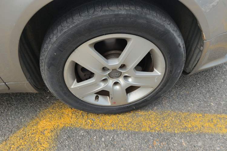 Used Audi A4 2008 1.8T automatic comfort version