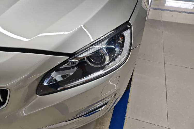 Used Volvo S60 2018 S60L T5 Intelligent Drive Progressive Edition