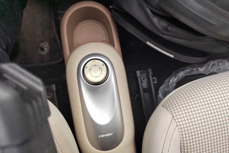 Used Wuling Hongguang MINIEV 2025 Four-Door Version Advanced Edition
