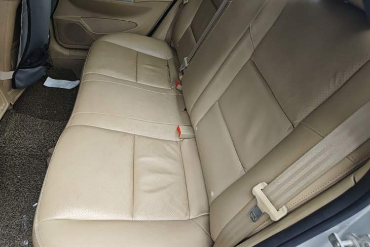 Used Buick Excelle 2013 1.5L Manual Luxury Model Left Rear Seat