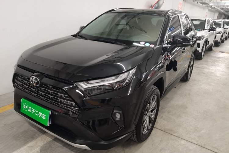 Used Toyota RAV4 2023 2.0L CVT Two-Wheel Drive Fashion Plus Edition