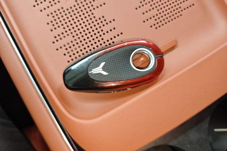 Used VOYAH FREE 2024 Ultra-Long Range Intelligent Driving Version Interior 1