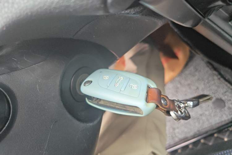 Used Toyota Vios 2017 1.5L CVT Smart Drive Edition Vehicle Key