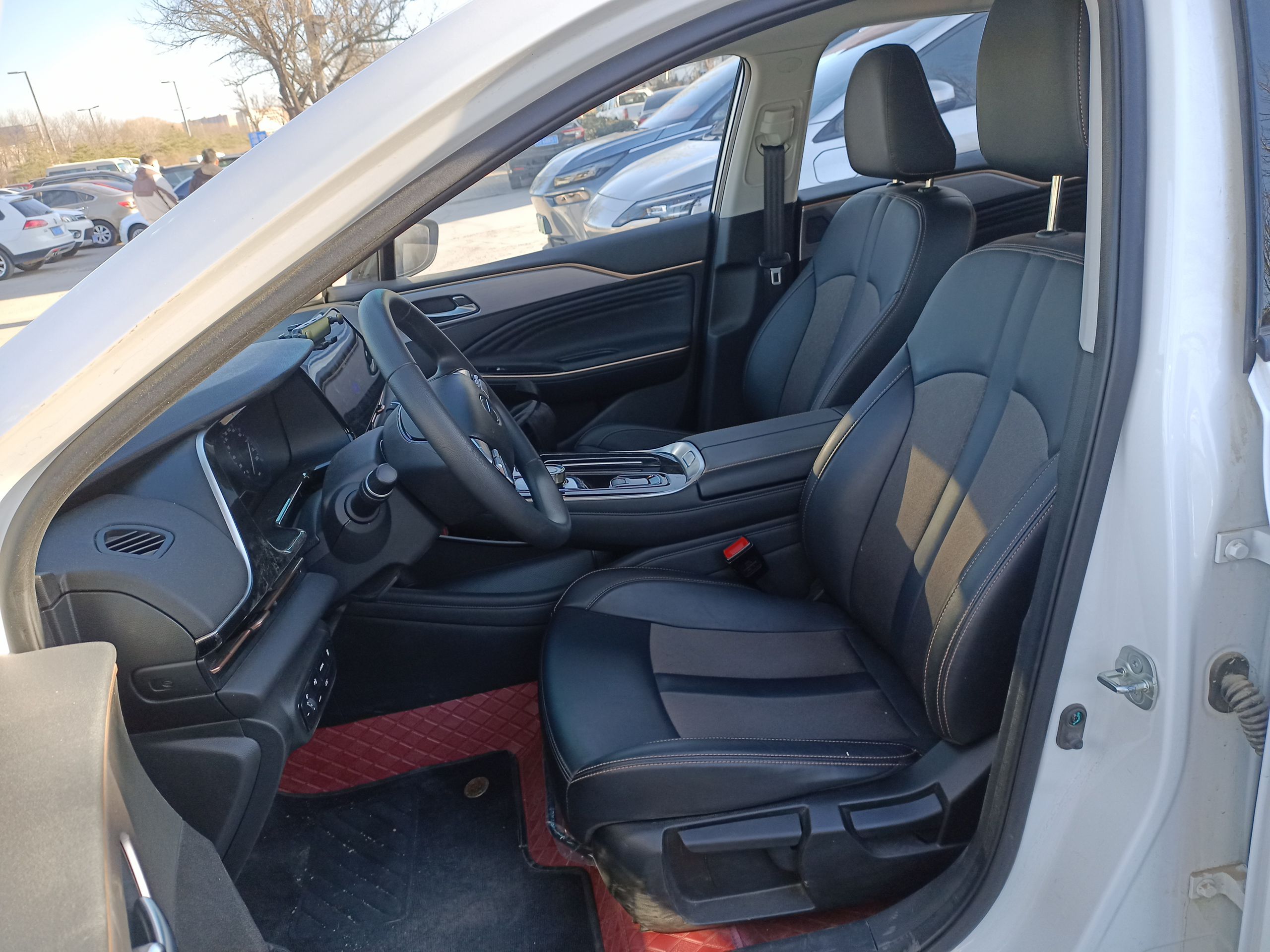 Переднее сиденье в автомобиле