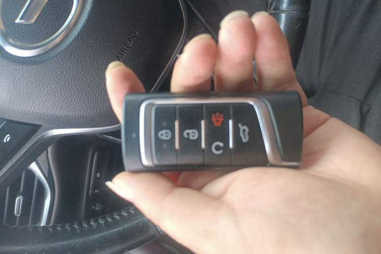 Used GAC Trumpchi M6 2021 PRO 270T Automatic Luxury Edition Vehicle Key