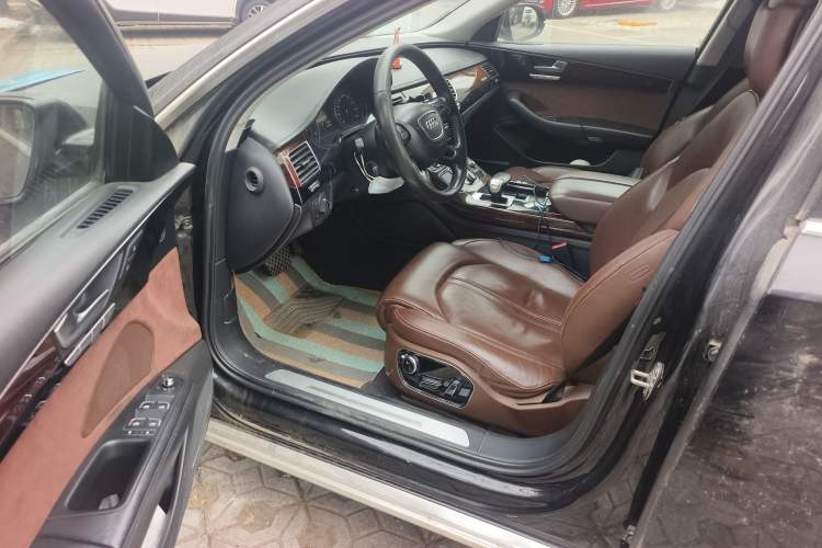 Used Audi A8 2012 A8L 45 TFSI quattro Luxury Model
