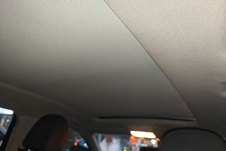 Used Audi Q5 2013 40 TFSI Comfort Edition Headliner