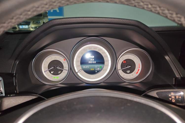 Used Mercedes-Benz E-Class 2015 E 260 L Sport Edition Instrument Cluster
