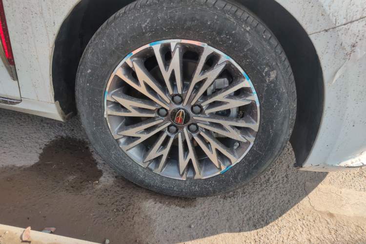 Used Hongqi H5 2024 2.0T Automatic Smart Connect Flagship Edition
